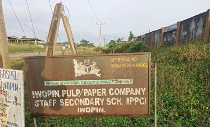 曾经辉煌一时的尼日利亚国有Iwopin 纸浆、造纸公司.jpg